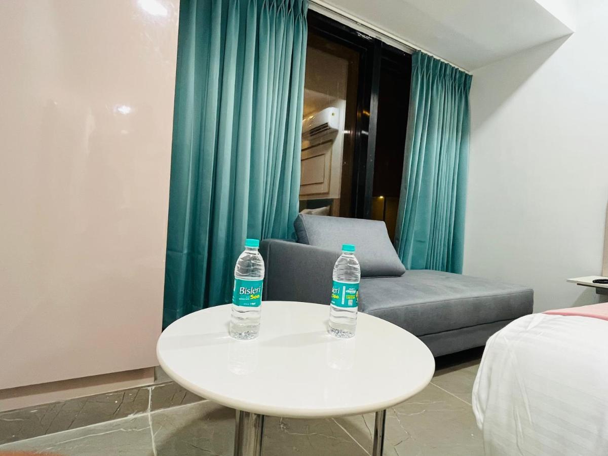 Hotel The Vital Surat Exterior photo