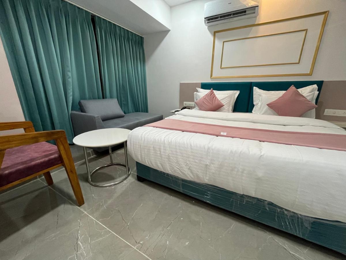 Hotel The Vital Surat Exterior photo